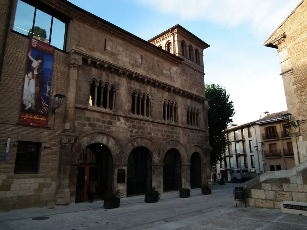 Estella-Lizarra, Palacio de los Reyes de Navarra 01