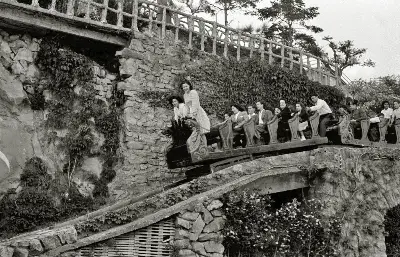 File:Escenas en el parque de atracciónes de Igeldo (1 de 22) - Fondo Car-Kutxa Fototeka.jpg