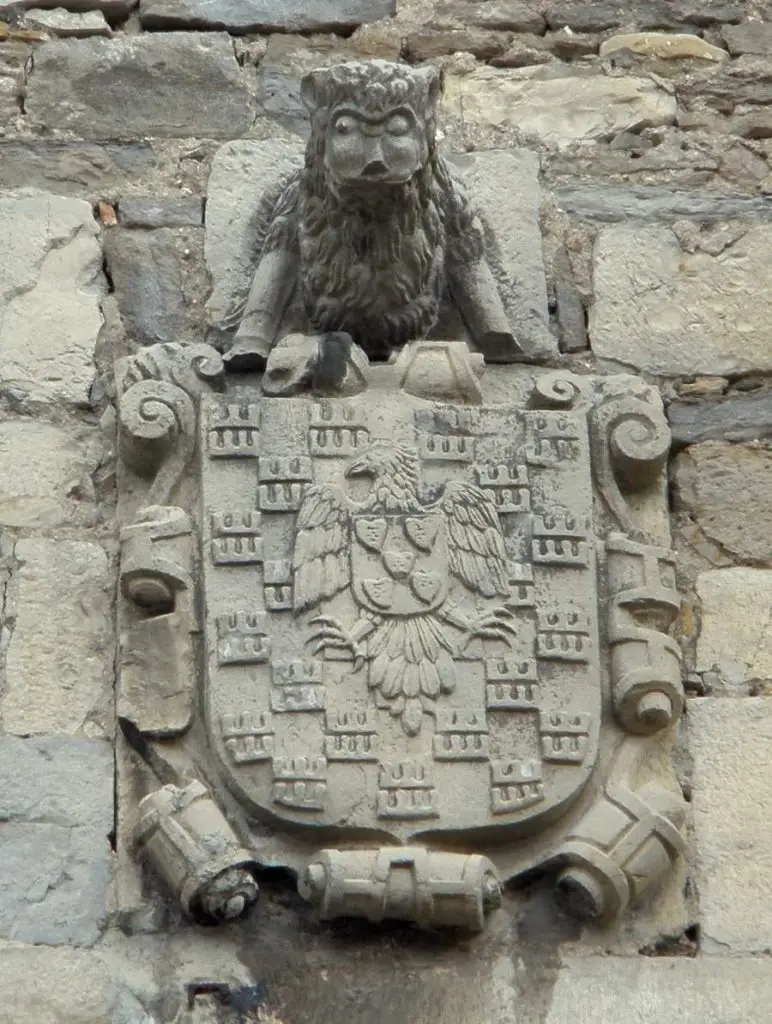 Arceniega - Torre y palacio de Ortiz de Molinillo de Velasco 02