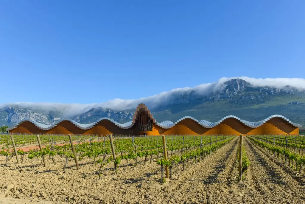 Bodegas Ysios, Laguardia, Pays Basque, Espagne (22084042249)