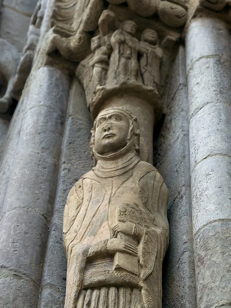 Portada de la Iglesia de Santa María la Real, Sangüesa. María Magdalena