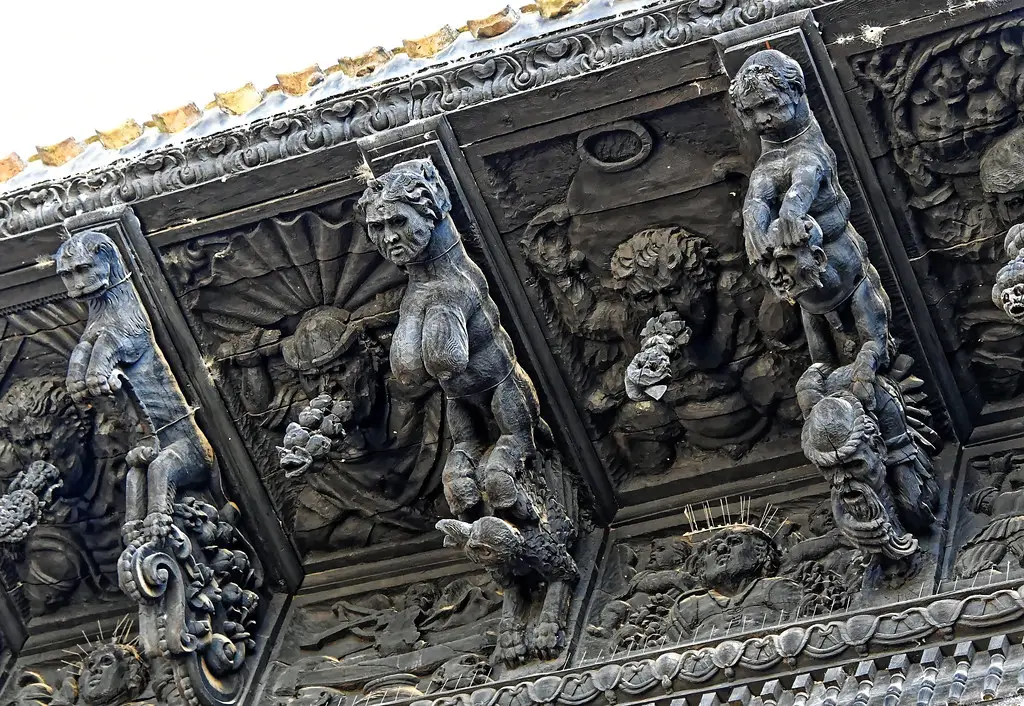 SPAIN - SANGUESA - Palais Ongay-Vallesantoro (17)