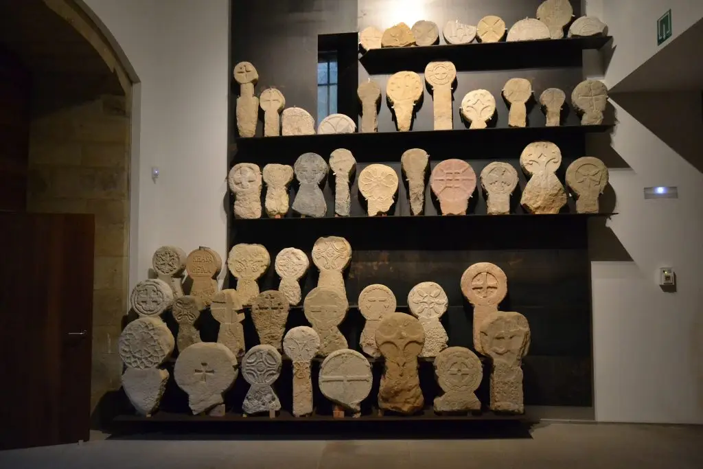 Euskal Hilarri Diskoidalak, San Telmo museoa, Donostia