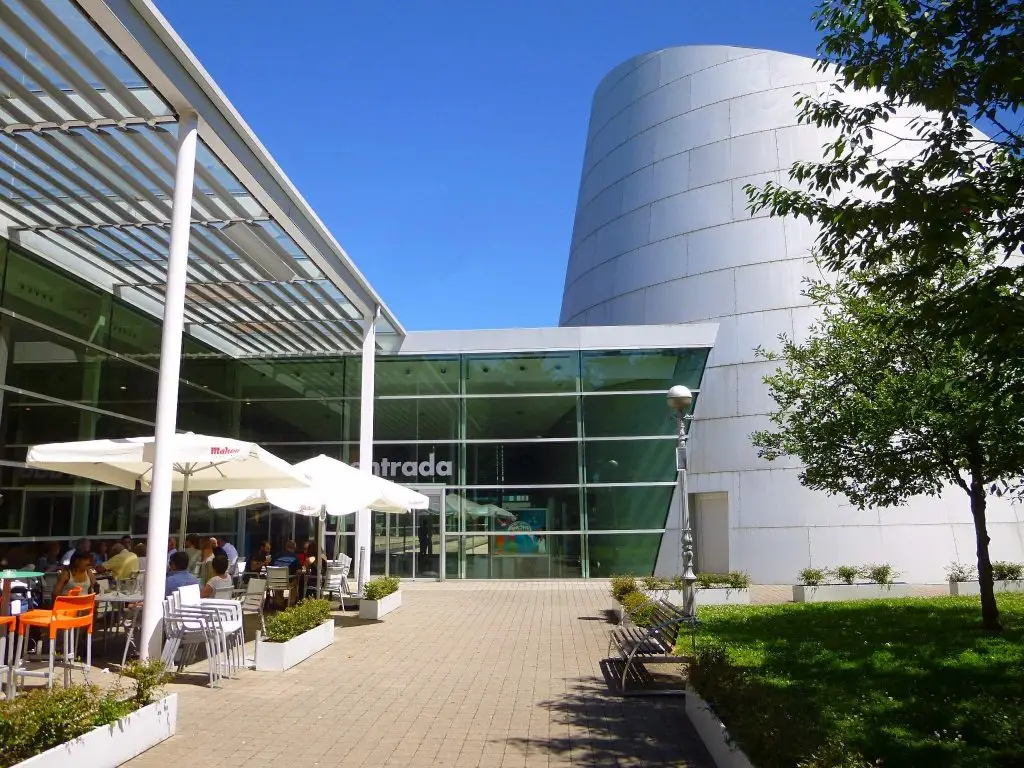 File:San Sebastián - Parque Científico y Tecnológico de Gipuzkoa - Eureka! Zientzia Museoa 18.jpg