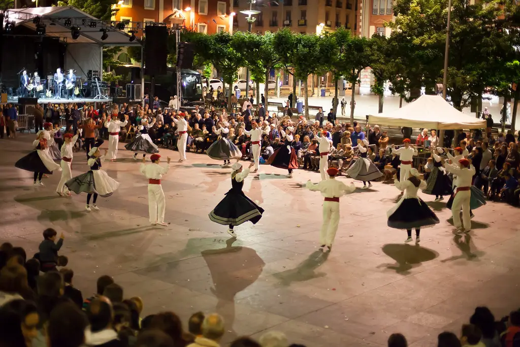 2013-06-24_Eibar-San-Joan-soka-dantza_IZ_9943