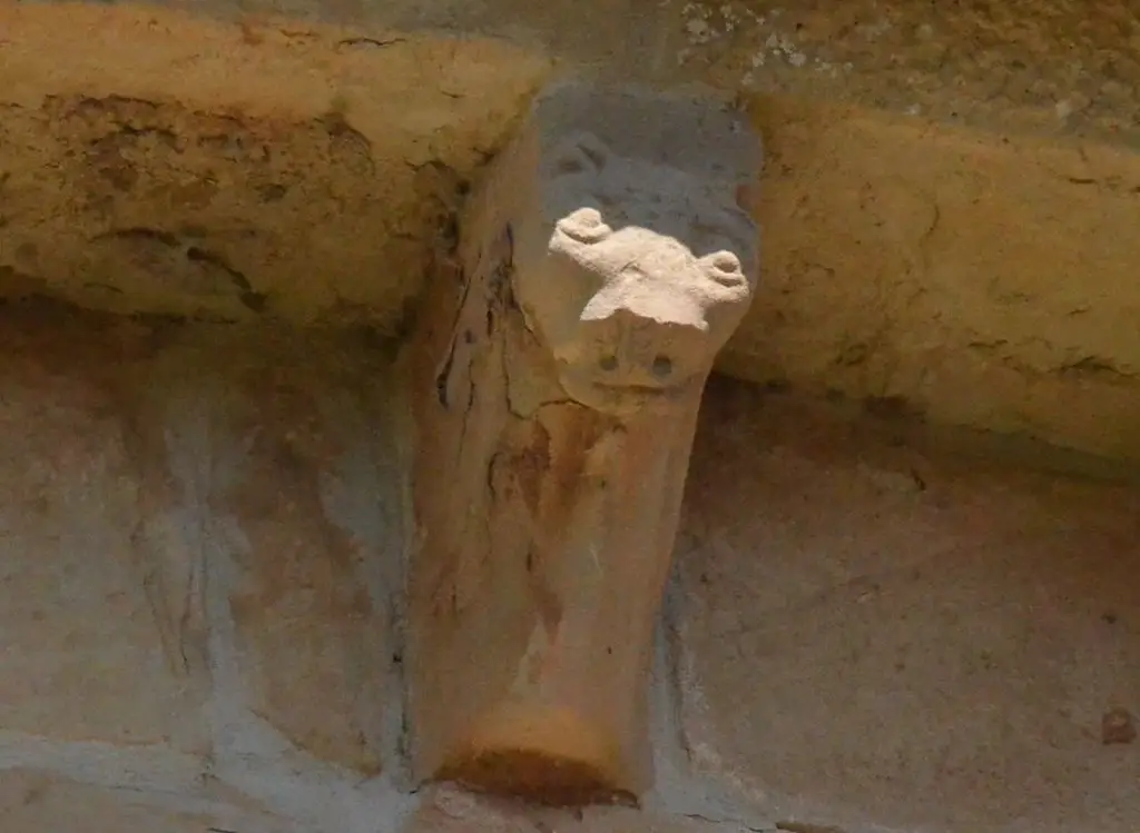 Azuelo (Navarre), monastère de San Jorge - sculpture romane - 12