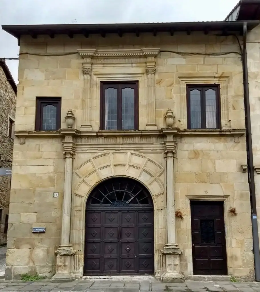 Elorrio-San-Fausto-jauregia