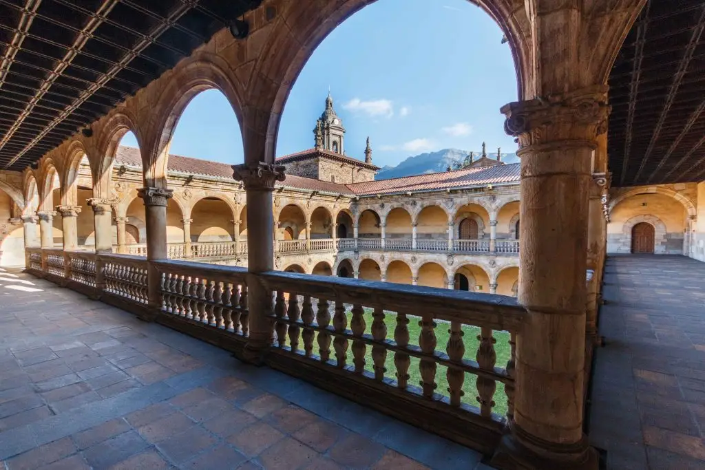 215 Oñati - Sancti Spiritus Unibertsitatea