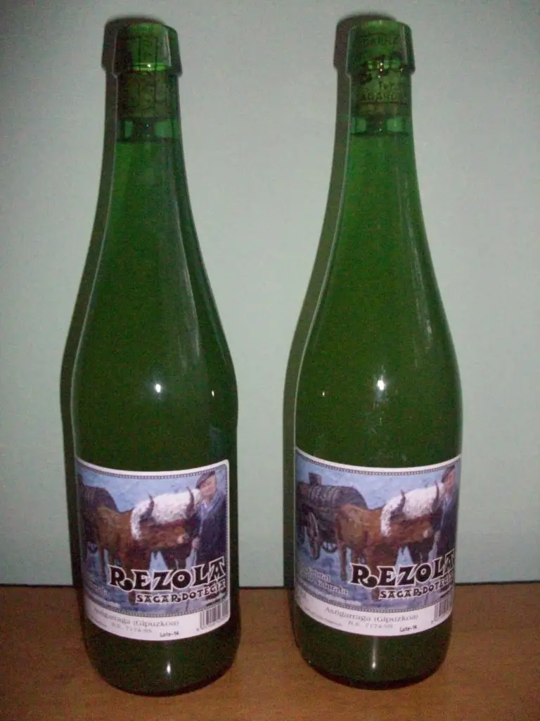 File:Euskal Sagardoa1.JPG