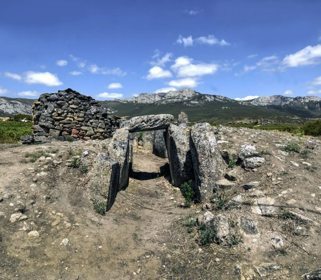 Dolmen de San Martín (49272911472)