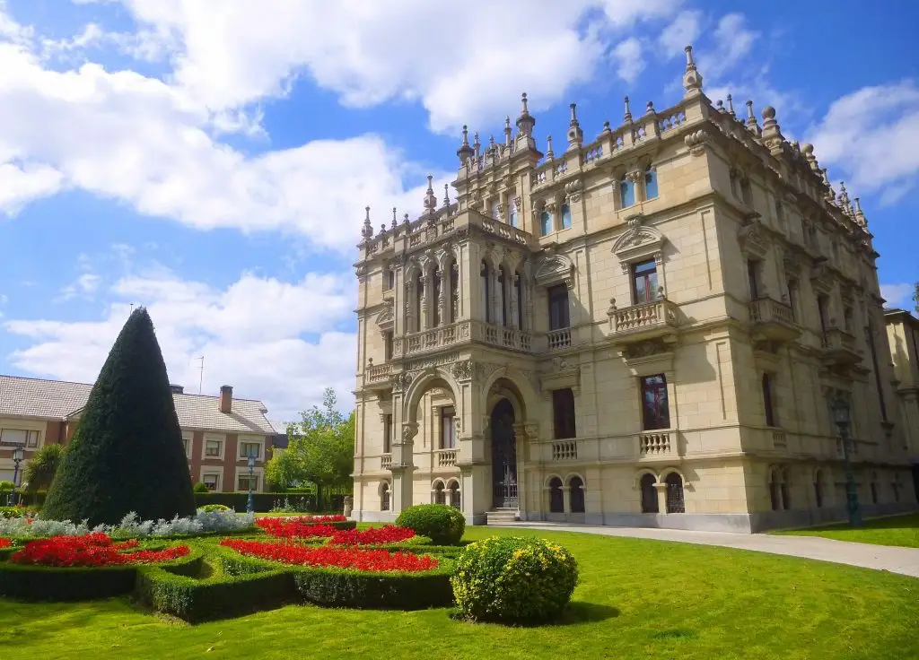 Vitoria - Museo de Bellas Artes de Álava, exterior 1