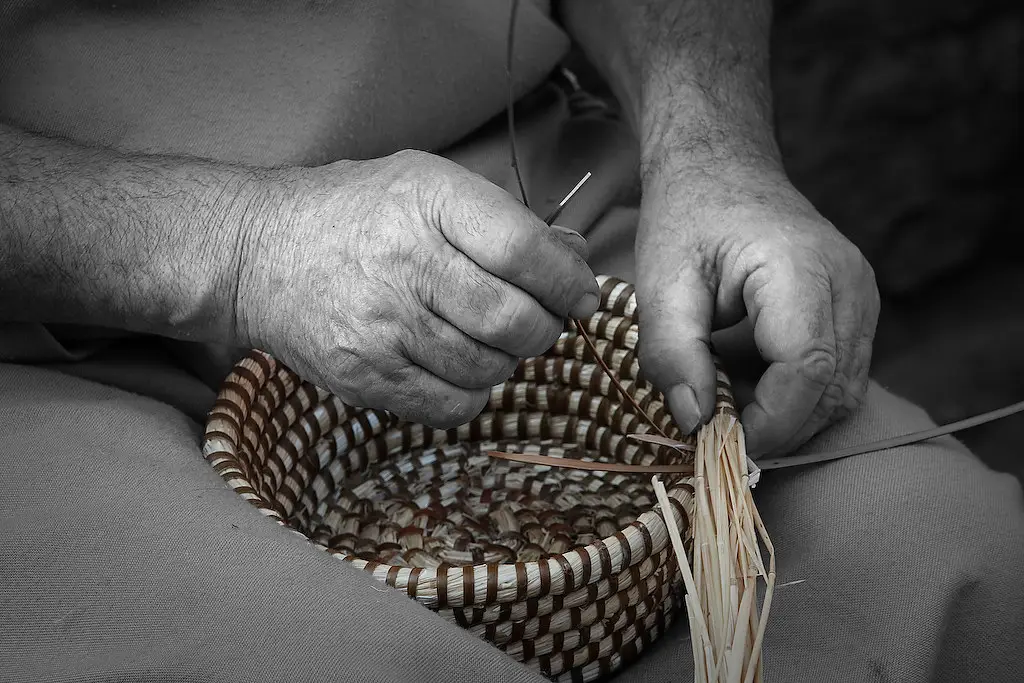 Oda a la artesanía I