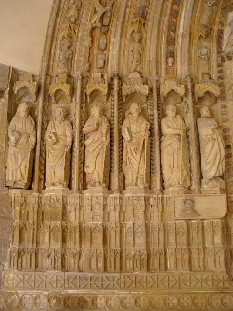 File:Deba - Iglesia de Santa Maria, portada 02.jpg