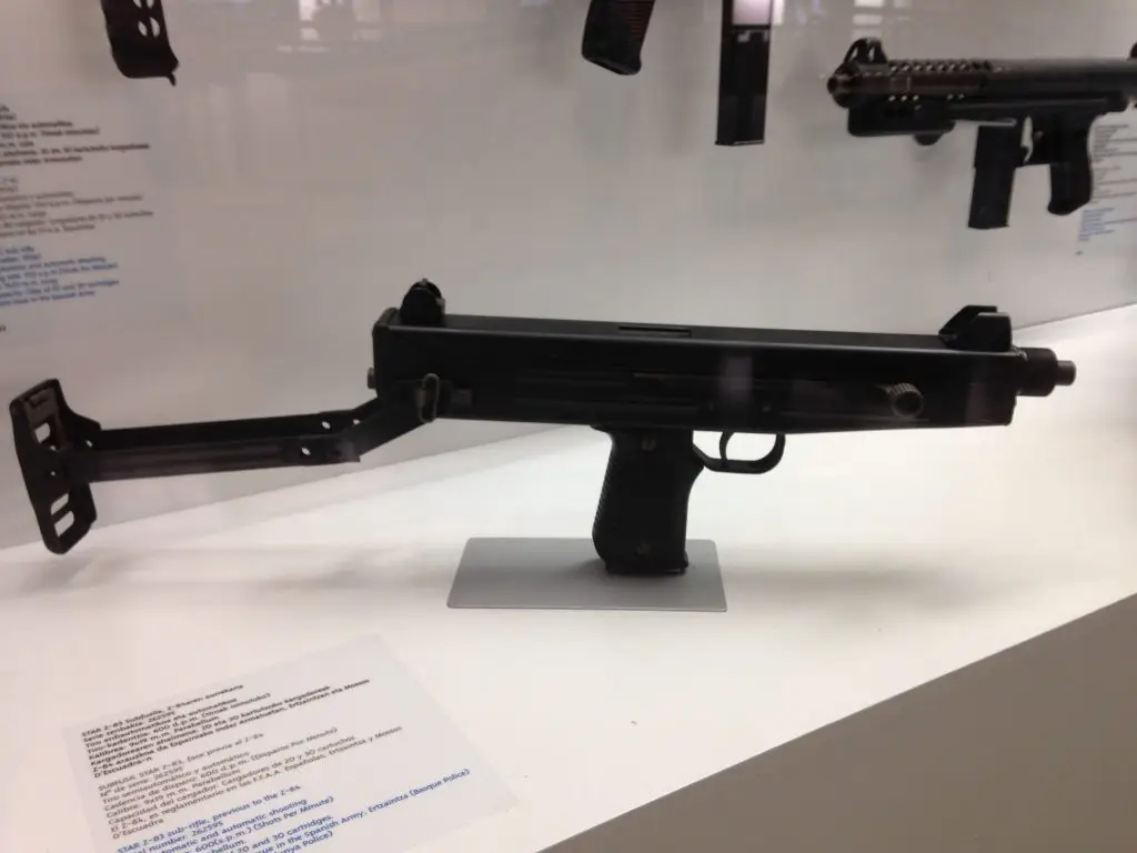 Museo Eibar Subfusil Z-84 STAR