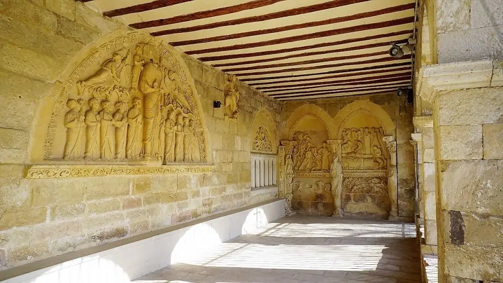 Portiek van de Basiliek de San Prudencio, Armentia