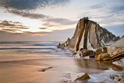 Barinatxe and Arrietara beaches in Sopela