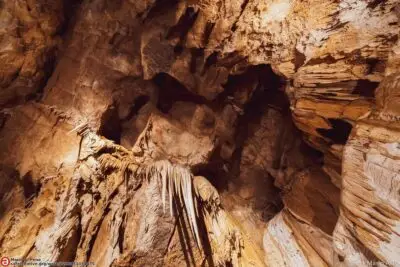Arrikrutz Caves