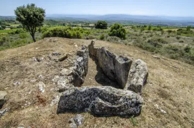 Dolmen de Layaza